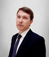 НИКОНОВ